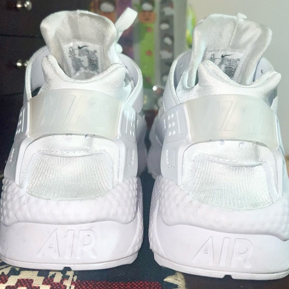 Nike Air Huarache Triple White - Picture 4 of 6